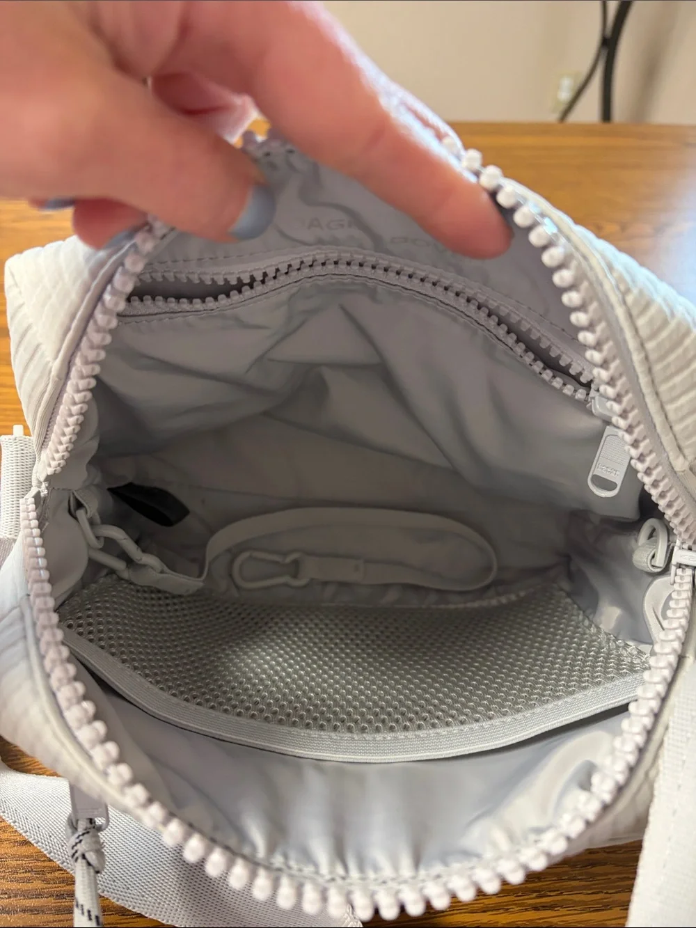 Dagne Dover Micah Crossbody Bag - Picture 4 of 4